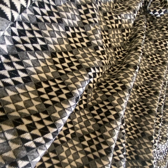 JoeB geometric skirt - Picture 2 of 5